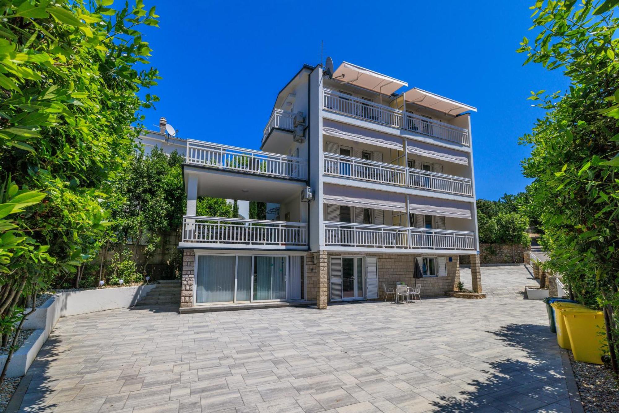 Apartments Podvezanec Crikvenica Exterior photo