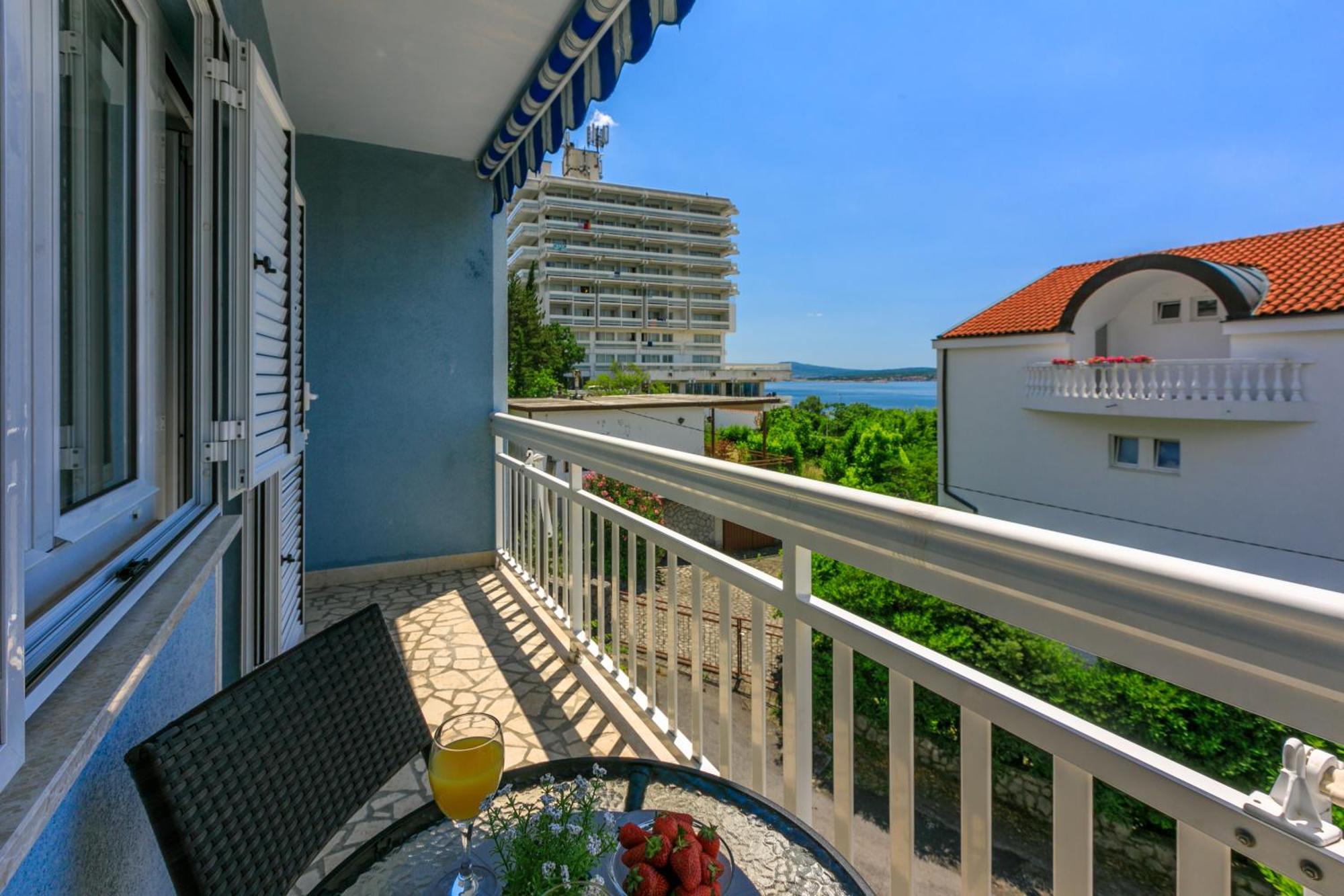 Apartments Podvezanec Crikvenica Exterior photo